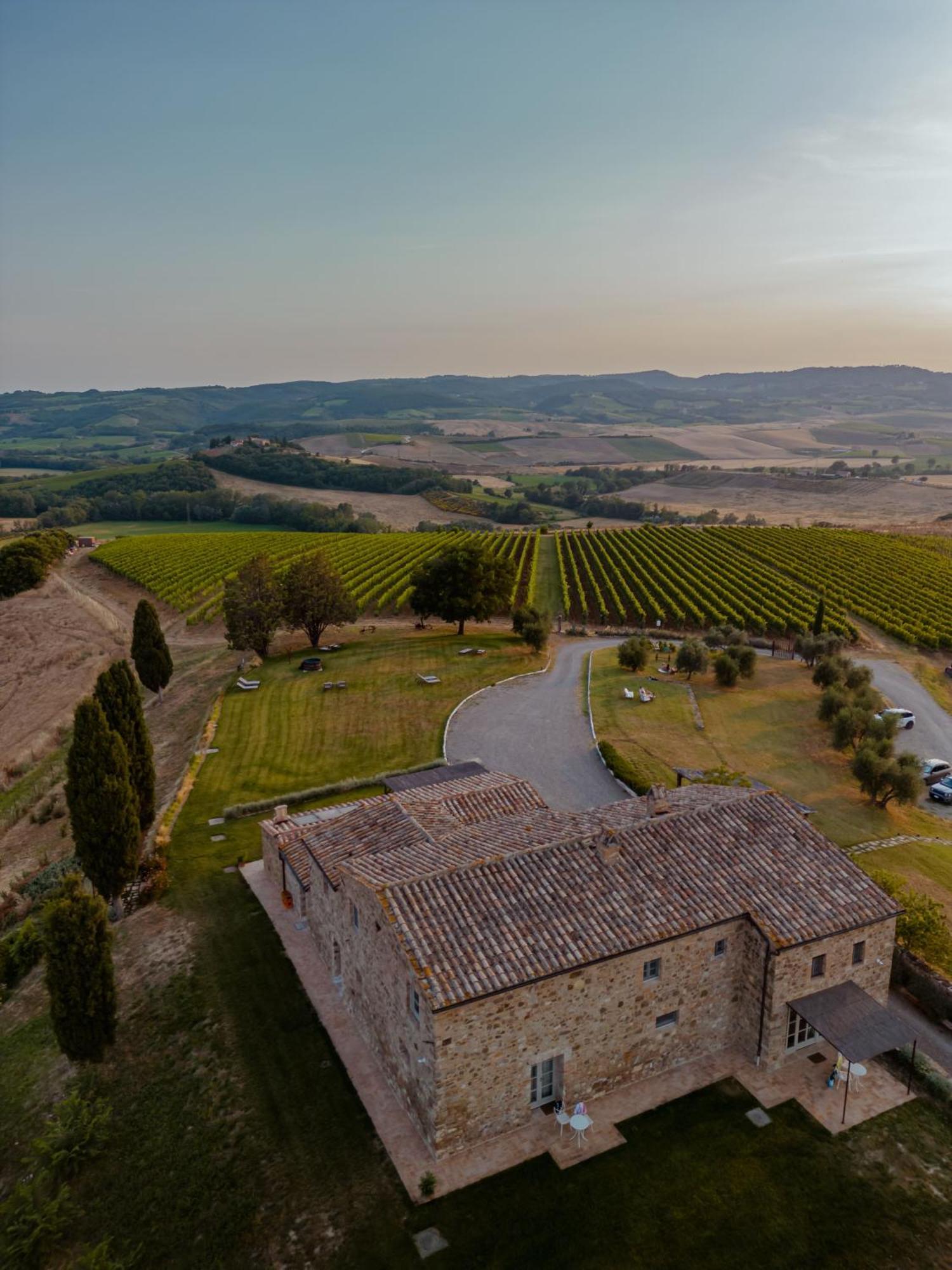 Sce Quiric Villa San Quirico dʼOrcia Exterior foto