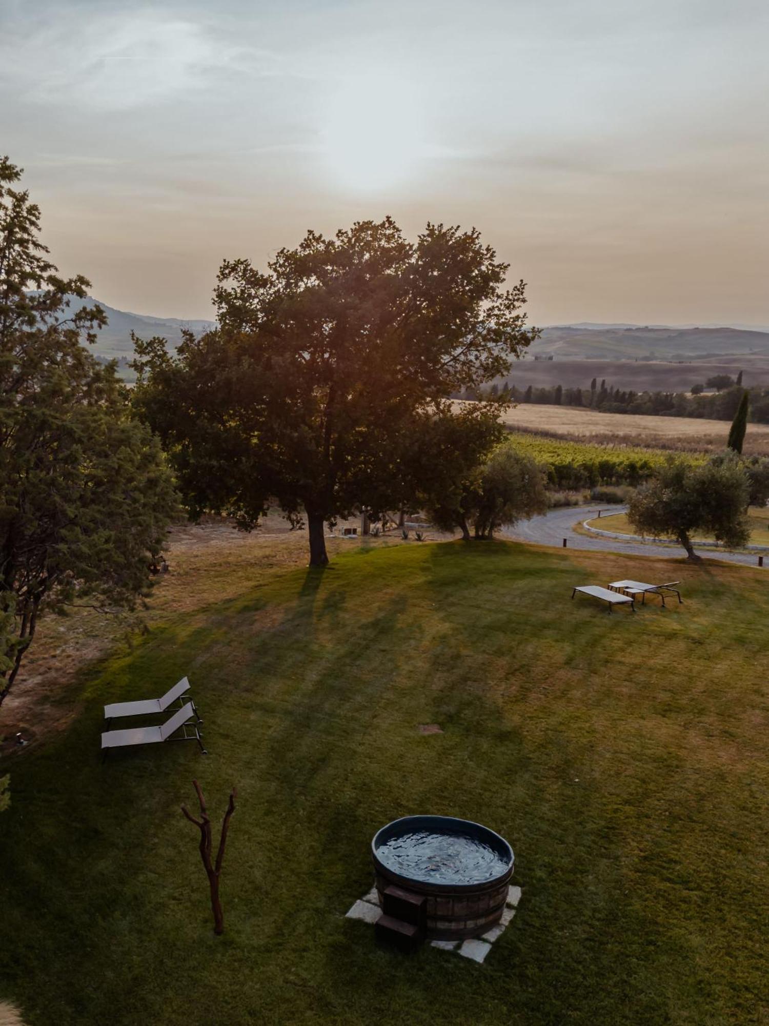 Sce Quiric Villa San Quirico dʼOrcia Exterior foto