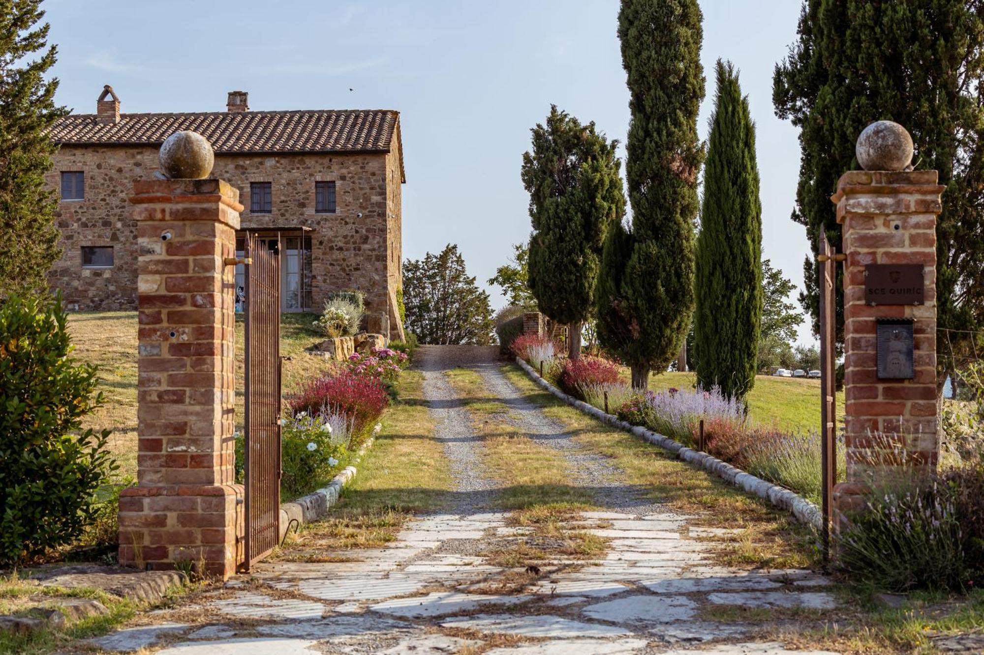 Sce Quiric Villa San Quirico dʼOrcia Exterior foto